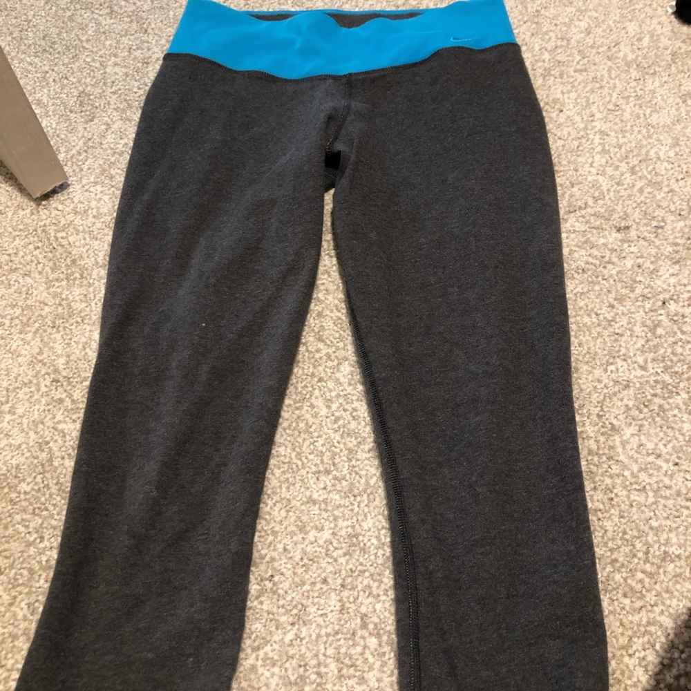 Nike crop leggings - dark grey